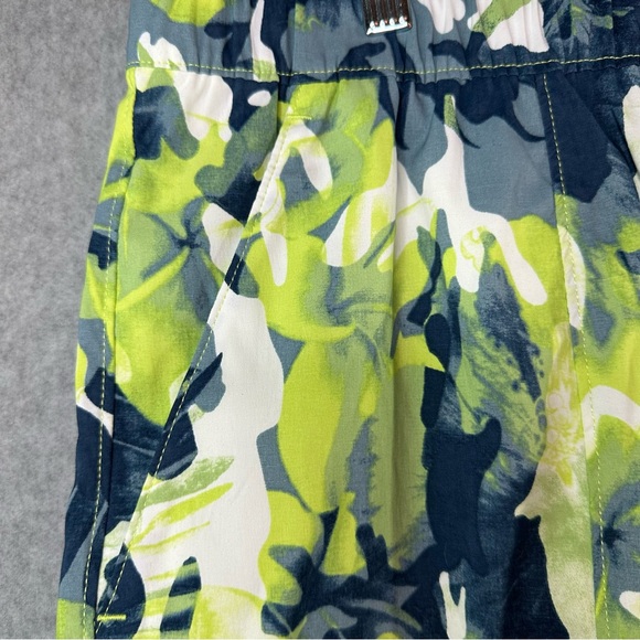 The North Face Shorts Pull on Classic Hybrid Trunks Swim Athletic Pockets - Picture 3 of 15